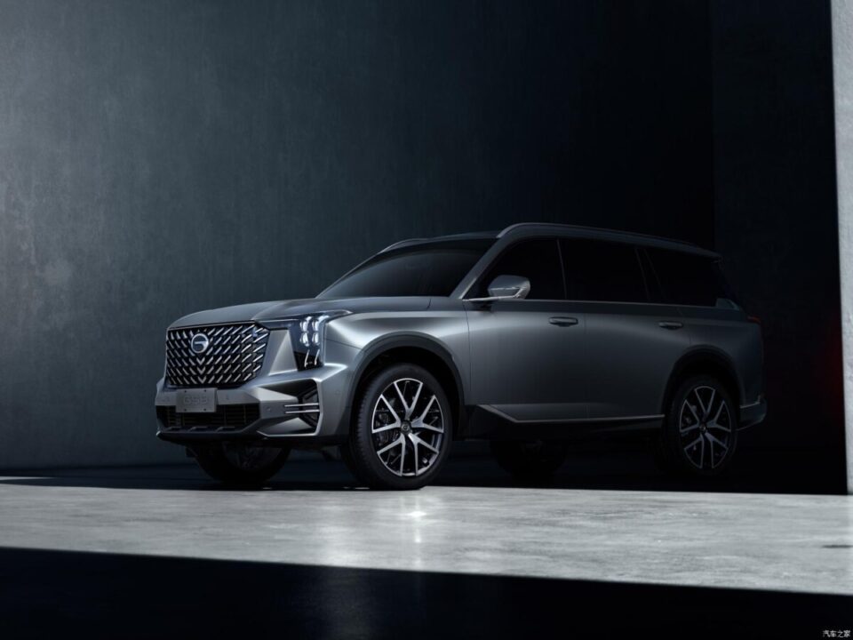 GAC назвав точну дату дебюту Trumpchi GS8