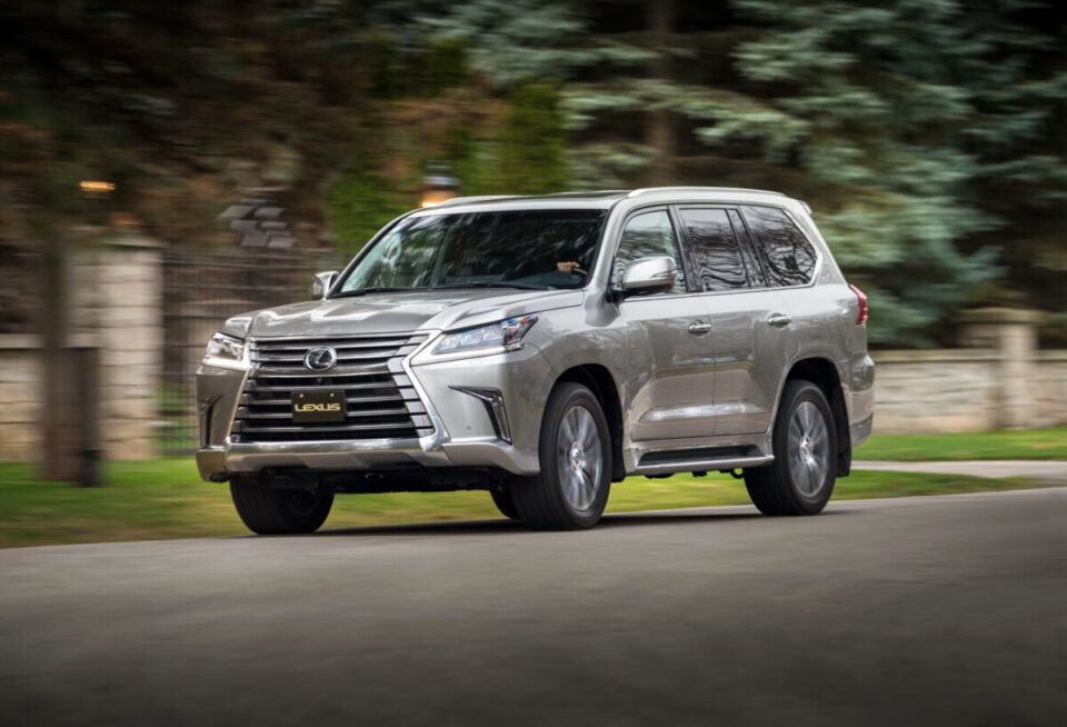 В мережі з’явилися характеристики нового Lexus LX 2021 року