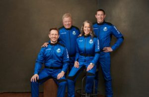 Blue Origin запустила космічний корабель New Shepard з Вільямом Шетнером і трьома іншими туристами