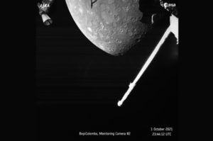 Космічний апарат BepiColombo передав на Землю перший знімок поверхні Меркурія