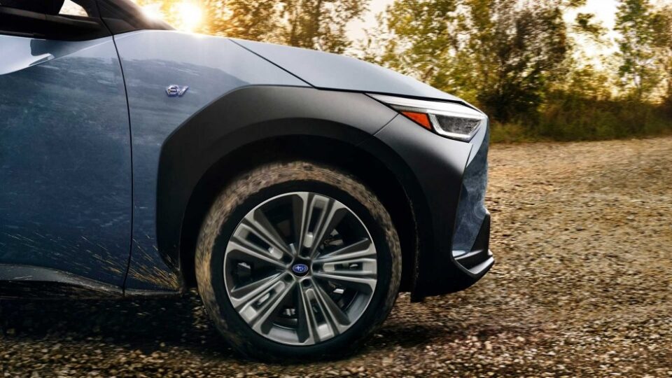 Subaru представила перший електрокар