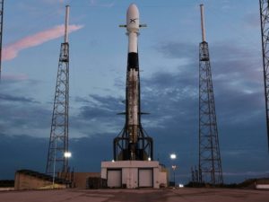 SpaceX завтра запустить 53 супутники Starlink