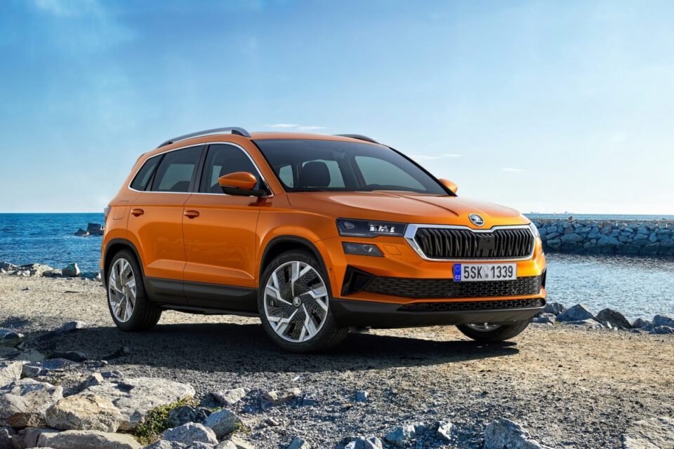 Skoda офіційно представила оновлений кросовер Karoq