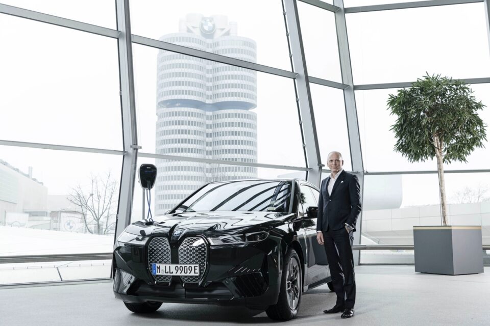 BMW за два роки випустила 1 млн електрифікованих автомобілів і має намір подвоїти цей показник у 2022 році