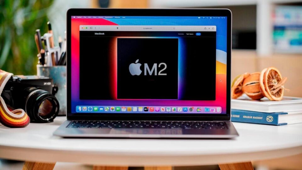 Apple цього року представить новий чіп M2 і як мінімум чотири комп’ютери Mac на його основі