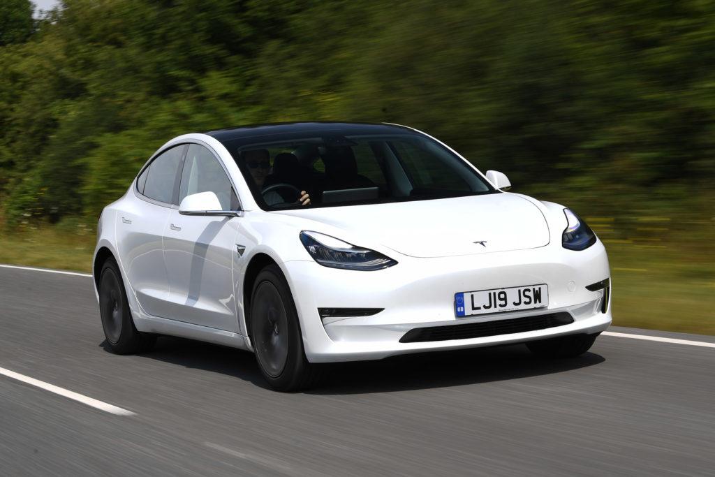Tesla підняв ціни на Model 3 на 7000 євро у Німеччині