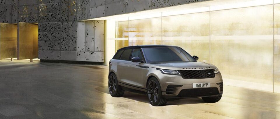 Range Rover Velar вперше отримав «підігріту» версію HST