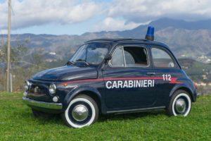 У продажу з’явився патрульний Fiat 500 італійських карабінерів