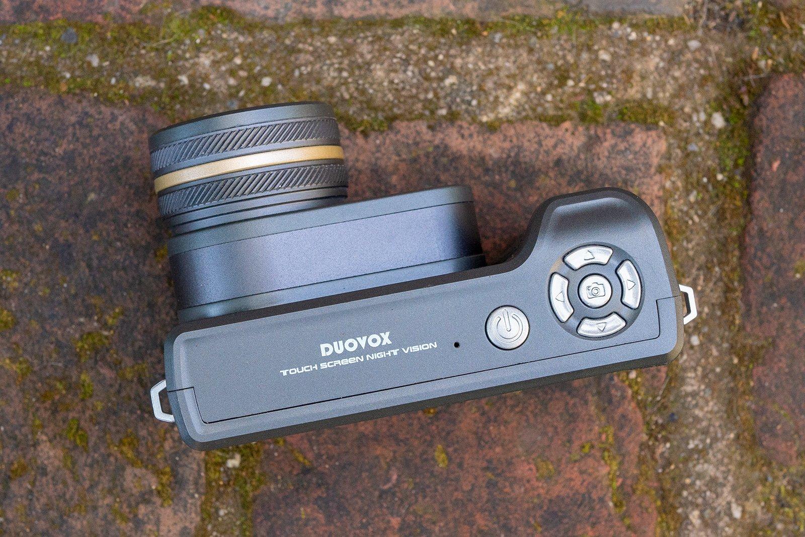 Камера нічного бачення Duovox Mate Pro здатна знімати в усіх кольорах у повній темряві