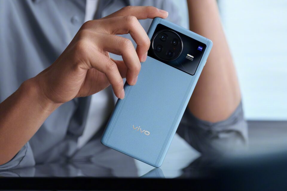 З'явилися офіційні зображення Vivo X Note