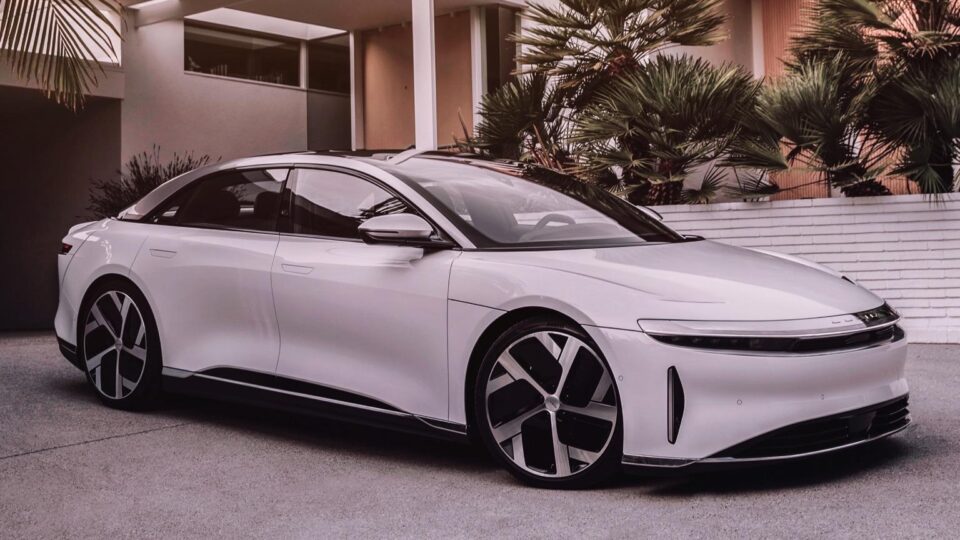 Електрокар Lucid Air проїхав понад 1100 кілометрів без підзарядки