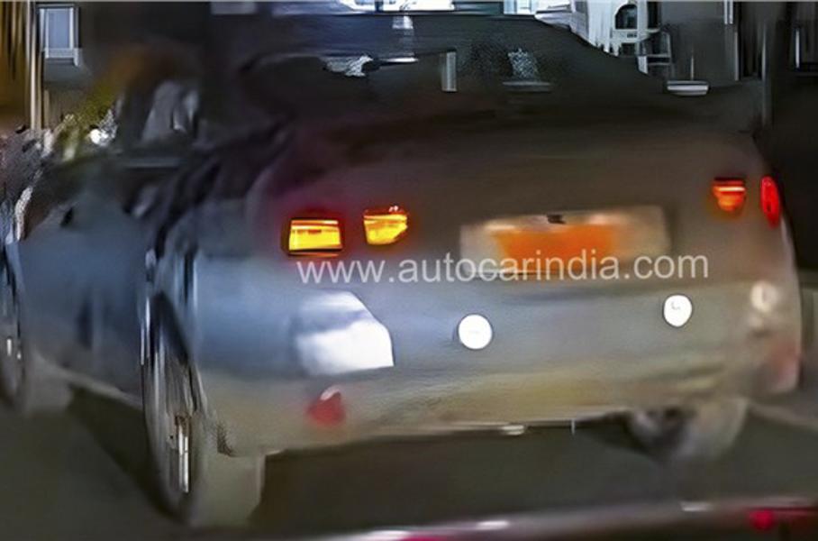 Hyundai тестує індійську версію нового Solaris