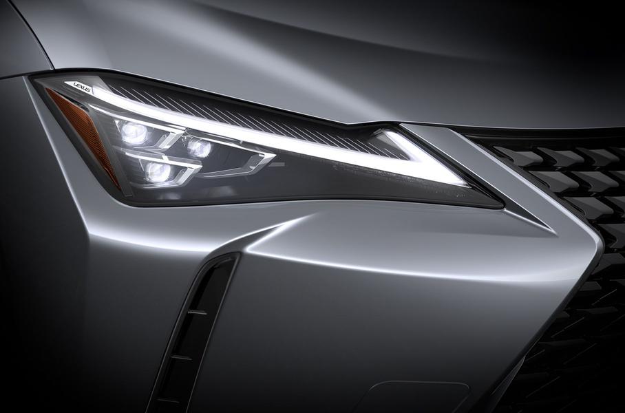 Lexus UX покращили керованість та мультимедійку