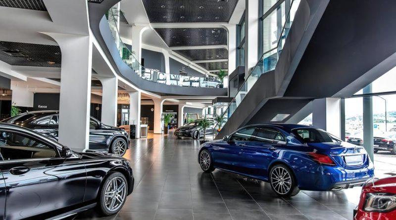 Mercedes-Benz скоротить кількість дилерських центрів