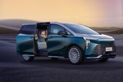 Розкішний мінівен Buick GL8 Century частково розсекретили до прем'єри