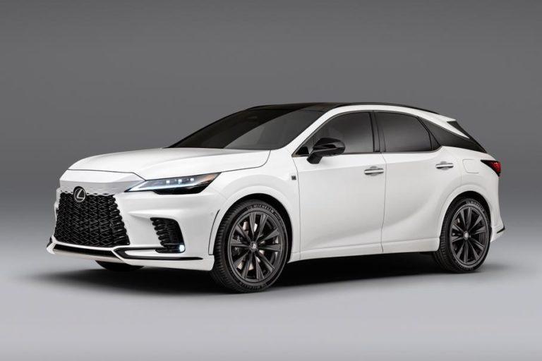Тепер офіційно: новий Lexus RX не матиме трирядного салону