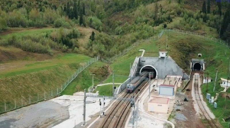 Війська РФ завдали ракетних ударів по Львівщині - влучили у Бескидський тунель
