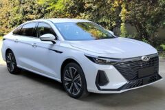 Розкрито характеристики нового Chery Arrizo 8 — однокласника Toyota Camry