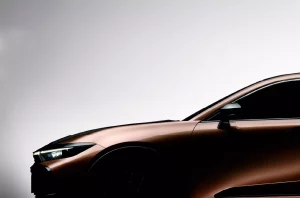 Новий Toyota Crown показали на відео