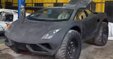 Toyota Hilux перетворився на позашляховий Lamborghini Gallardo