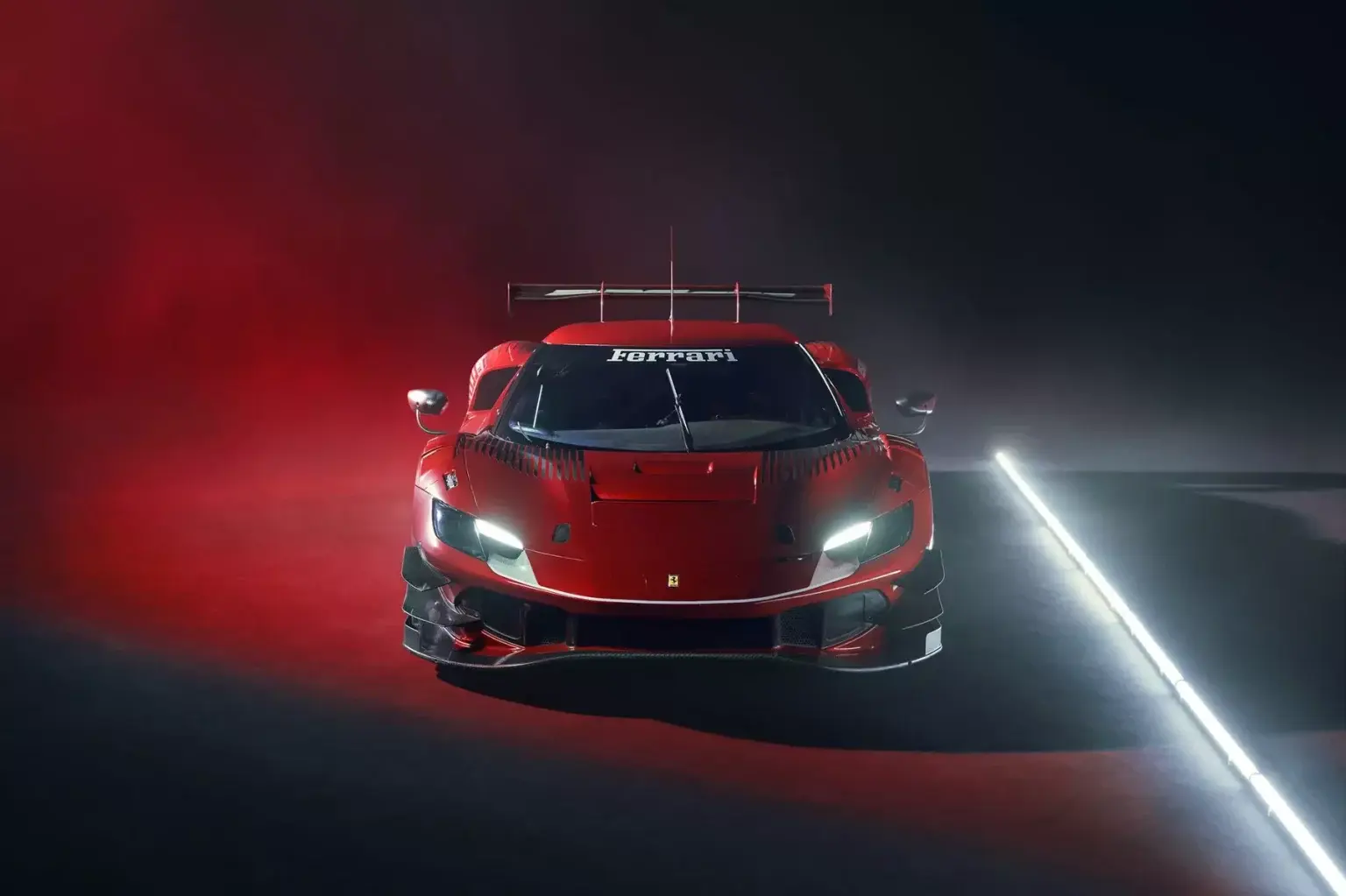 Ferrari показала перегоновий спорткар 296 GT3