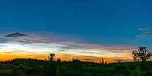 Заспокоїли. Незвичайні хмари, що світяться, можуть бути наслідком пуску космічних ракет — вчені