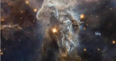 Туманність Каріна. Найвідоміша фотографія Хаббла