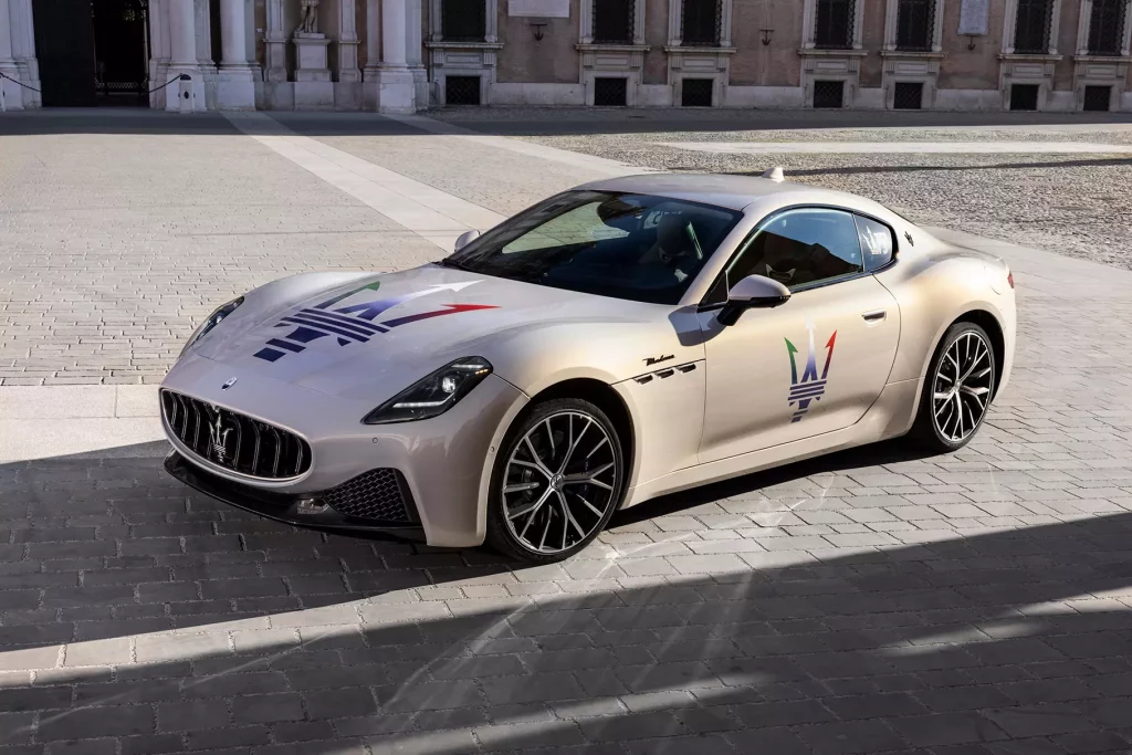 Новий Maserati GranTurismo повністю розсекречено