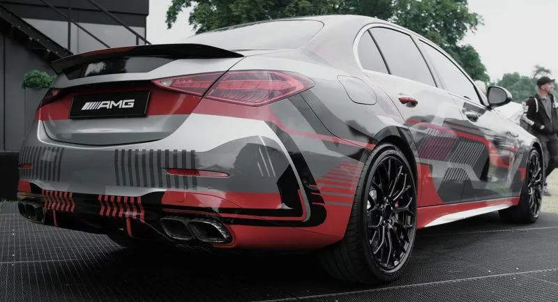 Електрифікований Mercedes-AMG C63 E Performance дебютує 21 вересня