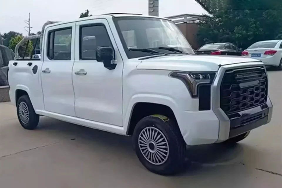 Китайці зробили безглуздий клон Toyota Tundra під назвою Tundar