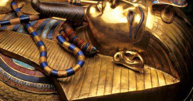 Розкрито секрет “космічного” кинджала Тутанхамона