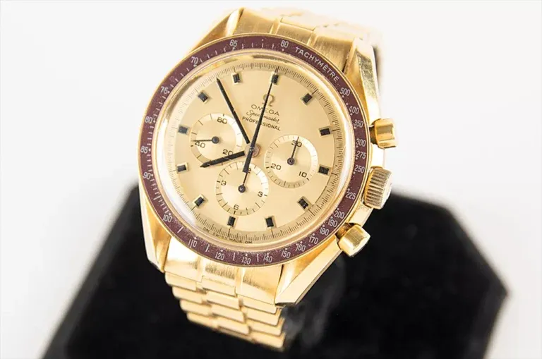 За годинник, який належав астронавту заплатили 1,9 мільйона доларів