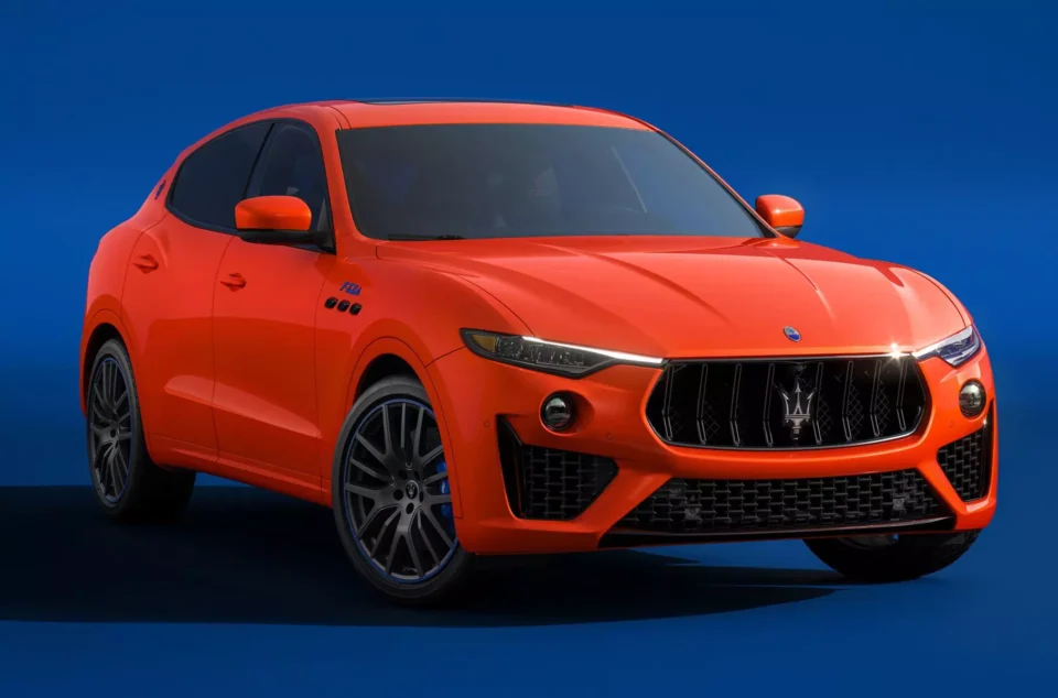 Спецверсії Maserati Levante та Ghibli присвятили першій жінці у Формулі-1