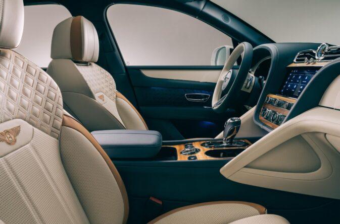 Представлений особливий Bentley Bentayga з екологічним оздобленням салону