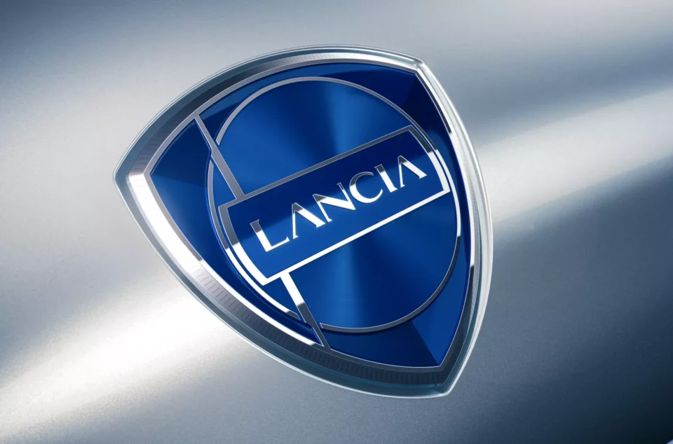 Lancia представила новий логотип та фірмовий стиль