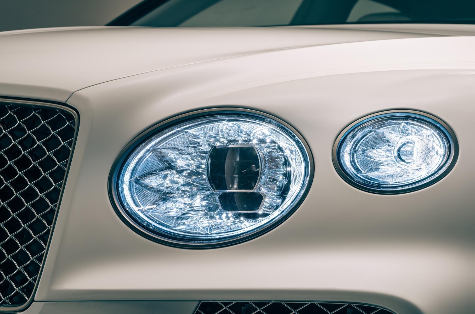 Представлений особливий Bentley Bentayga з екологічним оздобленням салону