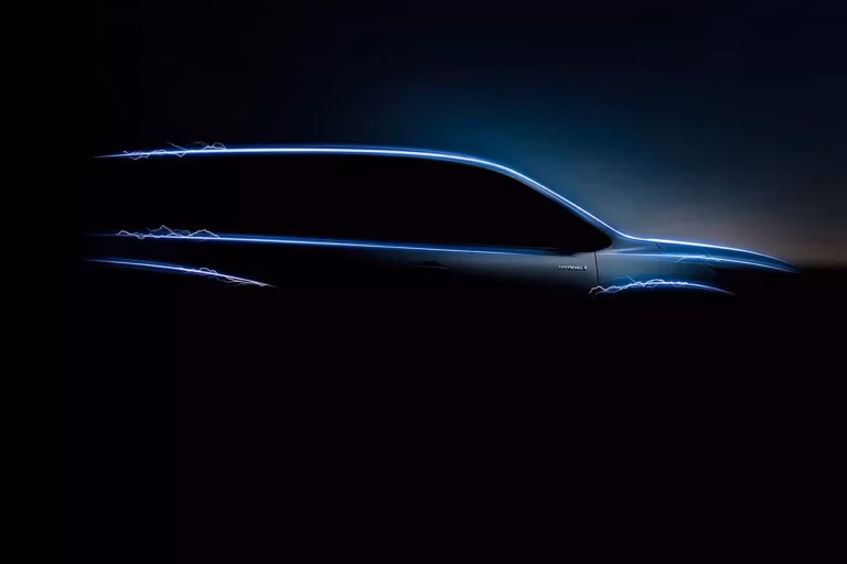 Toyota готує новий мінівен для країн, що розвиваються