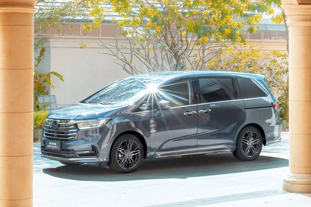 Honda має намір імпортувати автомобілі з Китаю до Японії