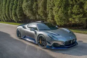 Maserati MC20 отримала унікальний боді-кіт