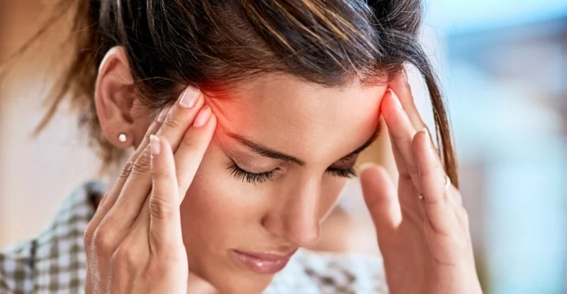 Кластерні головні болі частіше вражають чоловіків, але найбільше страждають жінки