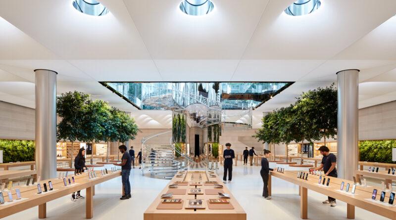 Клієнти та продавці мовчки спостерігали: у Каліфорнії сталося дуже дивне пограбування магазину Apple