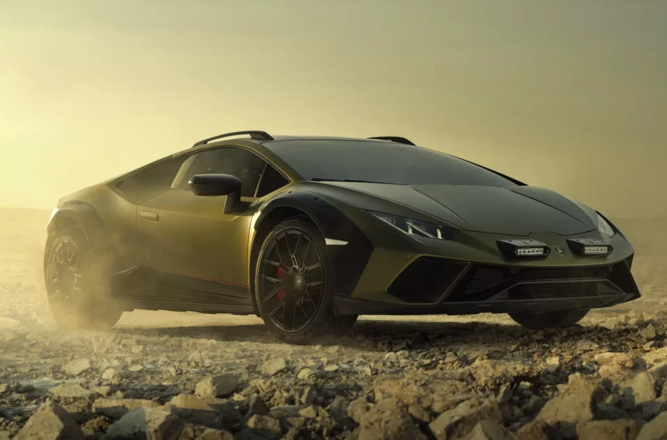 Lamborghini представила позашляховий Huracan Sterrato