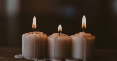 Які свічки краще купити на випадок відключення світла: види та переваги використання