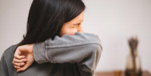 Чому люди чхають і чи можна це зробити з відкритими очима – відповідь вчених