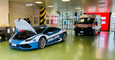 Lamborghini допомогла італійській поліції врятувати двох людей
