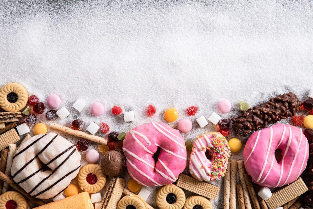Медики розповіли, на які проблеми зі здоров'ям вказує потяг до солодощів