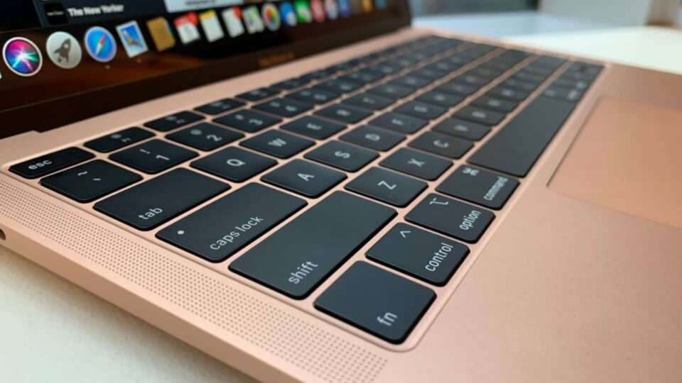 Apple виплатить 50 мільйонів доларів компенсації постраждалим власникам MacBook