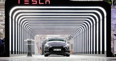Tesla у Німеччині збільшила термін очікування електрокарів після зниження цін