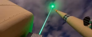 Постріл лазером у небо може відвернути блискавку