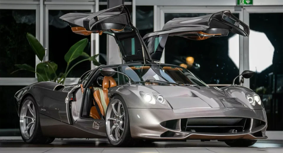 Друга модель з п'яти Pagani Huayra Codalunga вже будується